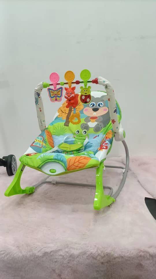 Balancelle Évolutive “Infant to Toddler” – Confort et Croissance Assurée