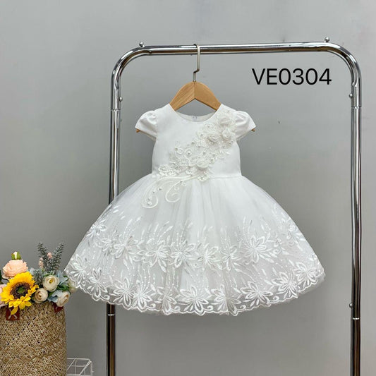 Robe pour bébé - Élégance et douceur (6 mois à 2 ans)